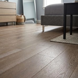 PARQUET PREFINITI - Rovere 1 Strip - Capri - Spazzolato - Piallato a mano-4